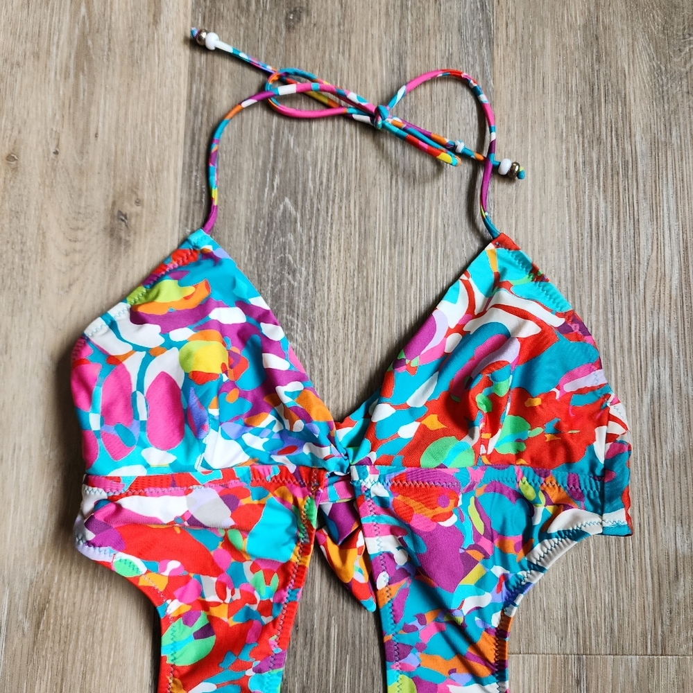 STUNNING ZINGARA SWIMSUIT - Picture 2 of 16